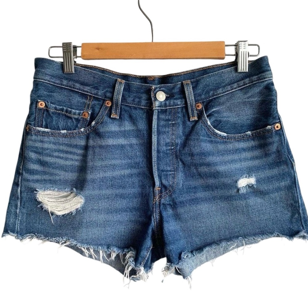 Levi’s 501 Denim Jean Cutoff Short W31 Distressed Daisy Dukes Blue Wash